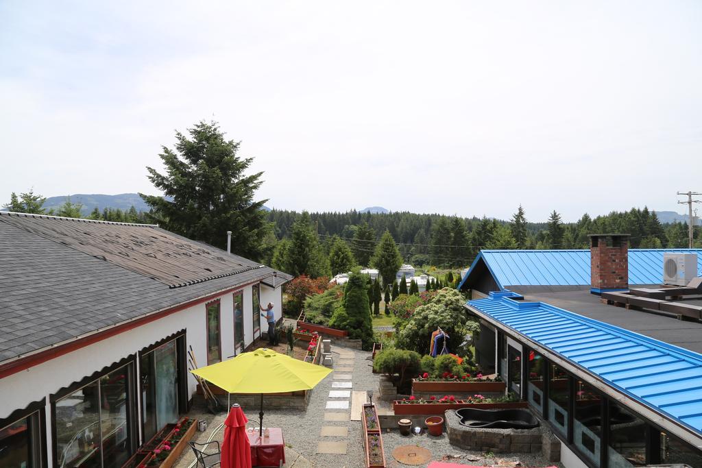 Timberlodge Rv & Campground Порт Алберни Екстериор снимка